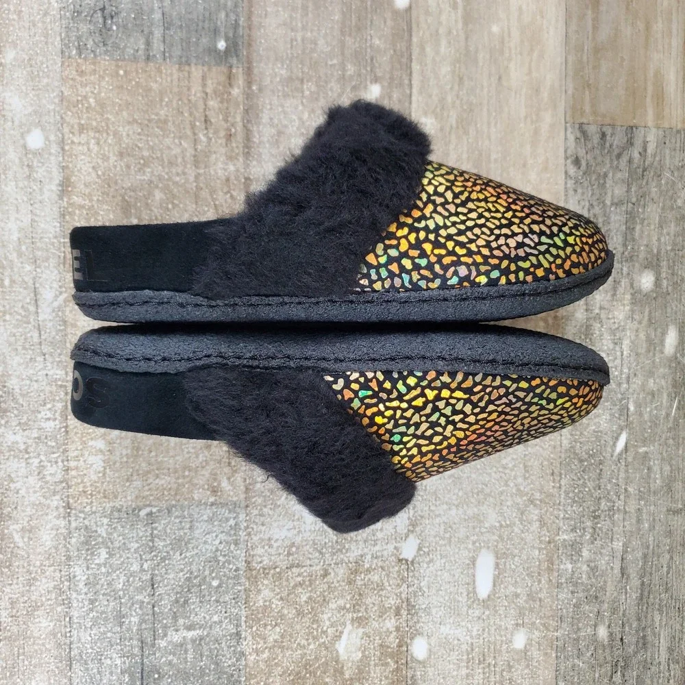 Sorel Nakiska Slide II Kids Shoes Sz 4 Black‎ Sea Salt Faux Fur Lined Slippers